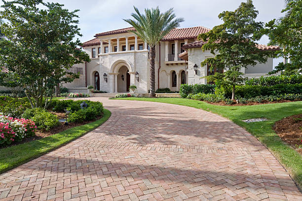 Best Professional Driveway Pavers  in Parkway, CA